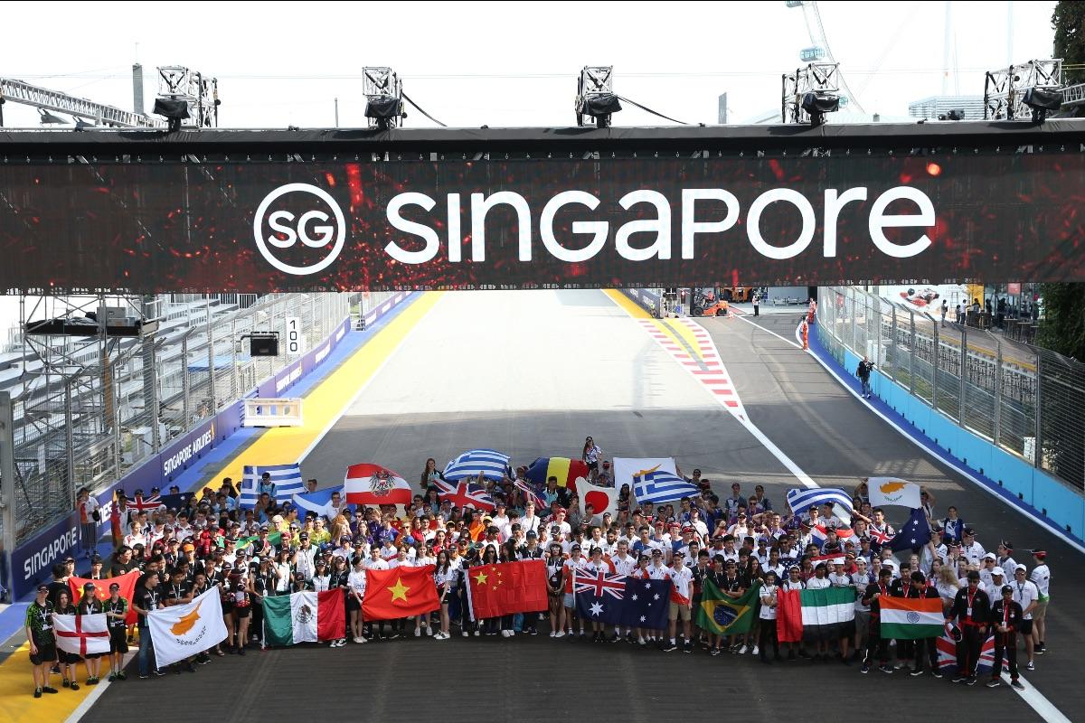  2018 F1 in Schools World Finals team on track at the Singapore Grand Prix 